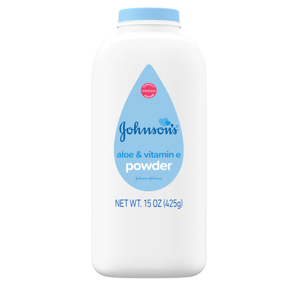 Johnson's Baby Powder with Naturally Derived Cornstarch, Aloe & Vitamin E for Delicate Skin, Hypoallergenic, Free of Parabens, Phthalates & Dyes for Gentle Baby Skin Care, 15 oz