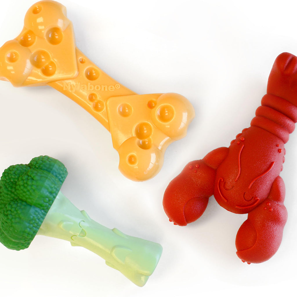 Nylabone Power Chew Toy Bundle, Cute Dog Toys for Aggressive Chewers, Filet Mignon, Cheese, and Bacon Flavors, Large Dogs - Up to 50 lbs, 3 Pack